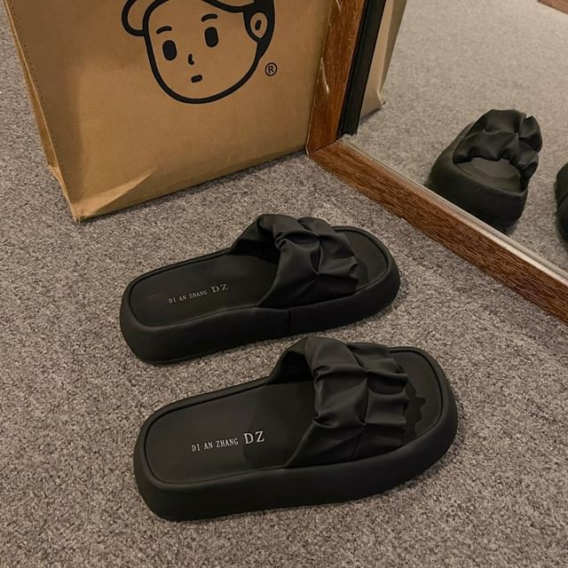 Plain Faux Platform Ruched Sandals Leather Slide