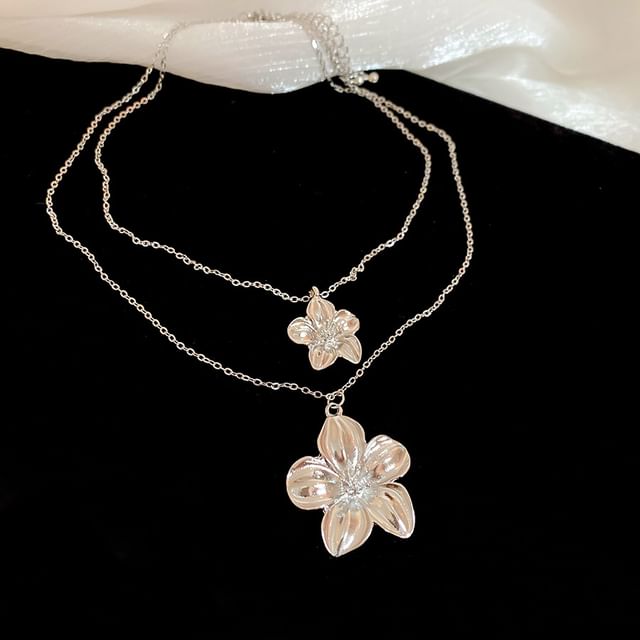 Pendant Drop Necklace Alloy Floral / Earring