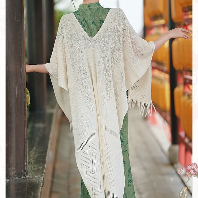 Short-Sleeve Leaf Print Side-Slit Maxi Qipao / Plain Fringed Trim Shawl / Set