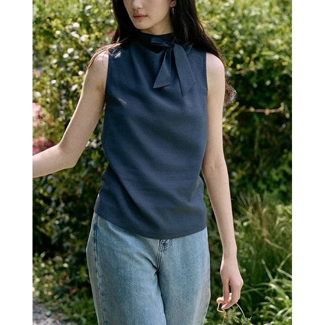 Mock Blouse Neck Sleeveless Plain