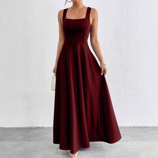 Sleeveless Square Neck Plain Maxi Evening Gown