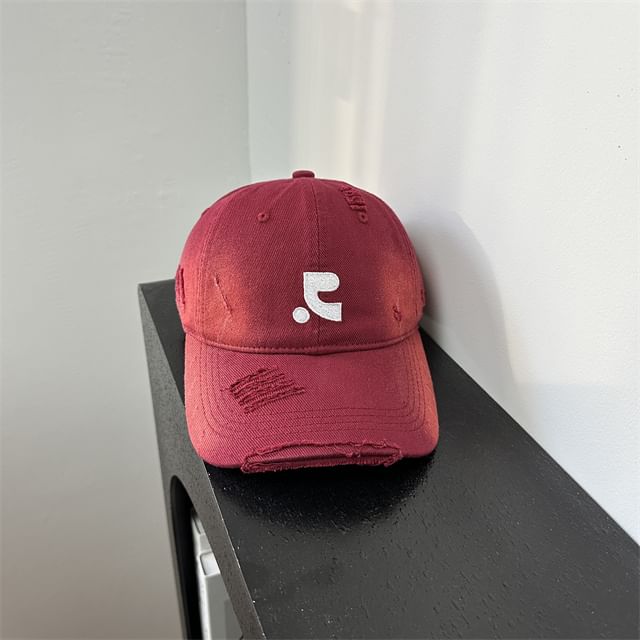 Distressed Baseball Cap Embroidered