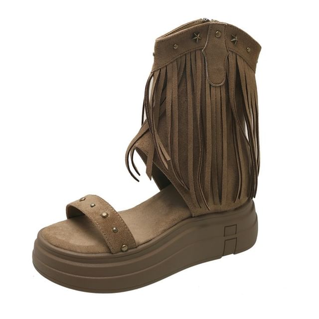 Plain Studded Platform Boots Short