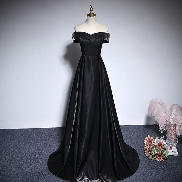 Off-Shoulder Plain Satin A-Line Evening Gown