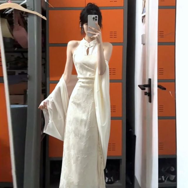 Sleeveless Plain Jacquard Midi Qipao / Light Jacket / Set