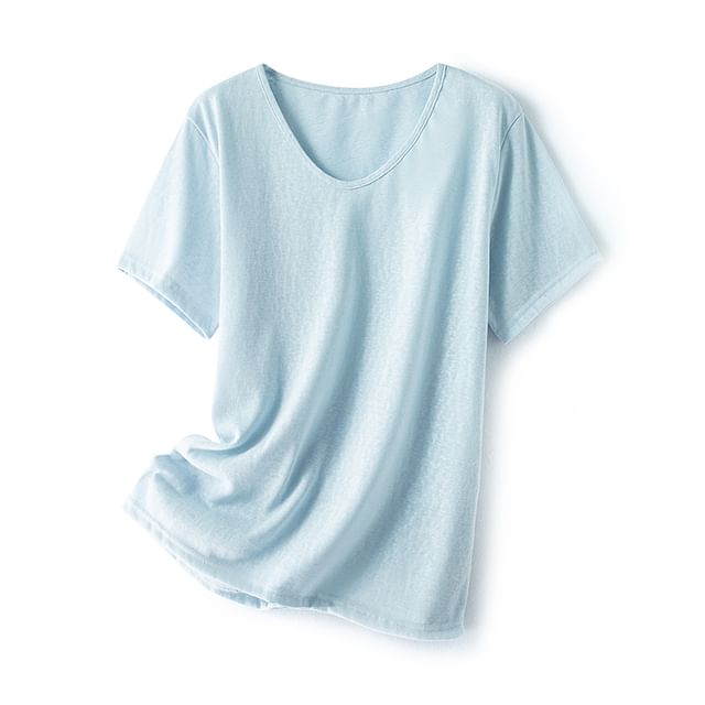 Solid Color V-Neck Tee with Short Sleeves