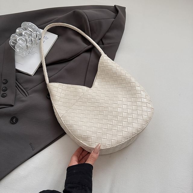 Woven Shoulder Bag