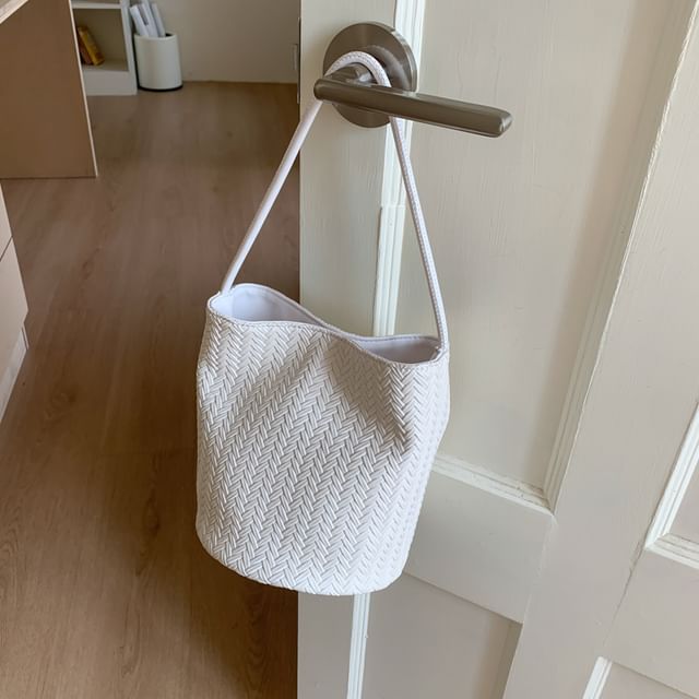 Woven Bucket Shoulder Bag