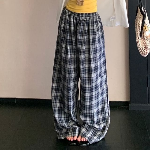 Plain Cami Top / Cardigan / High Rise Plaid Baggy Pants