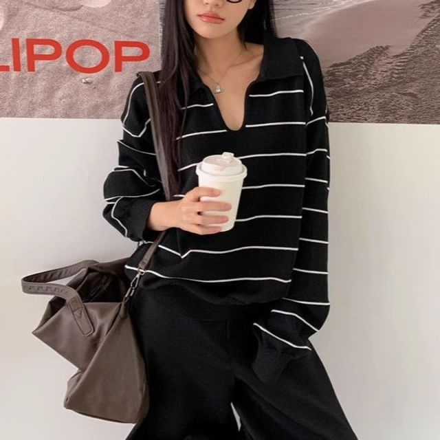 Striped Knit Extended Sleeve Polo Collar Shirt
