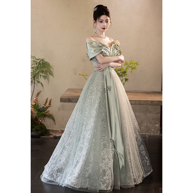 Short Sleeve Off Shoulder Floral Patterned Ruched Panel Lace A-Line Evening Gown