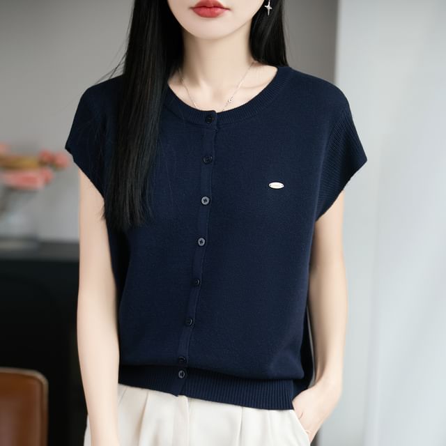 Button-Front Solid Knit Casual Shirt with Short Sleeves