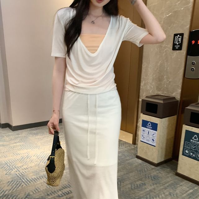 Short-Sleeve V-Neck Draped Plain Top