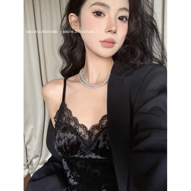 Velvet V-Neck Lace Trim Crop Camisole