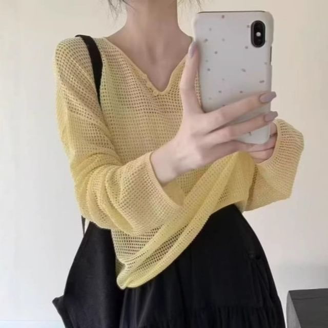 Perforated Knit V-Neck Top