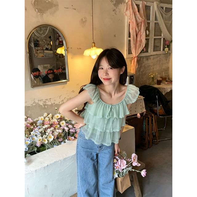 Cap-Sleeve Plain Lace Trim Ruffle Blouse