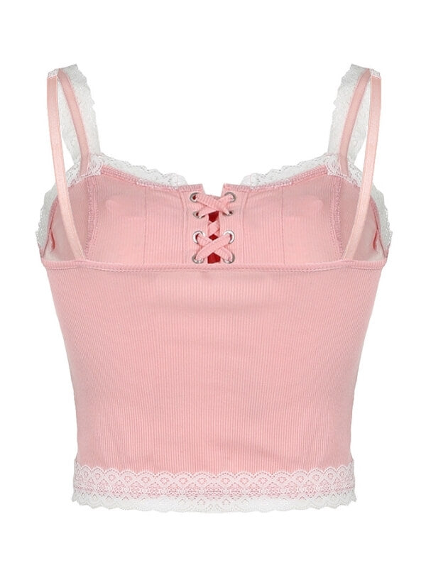 Camisole en dentelle rose doux