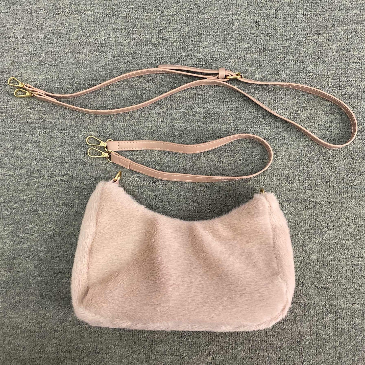 Sac à bandoulière Fluffy Pinky Purse - Kimi