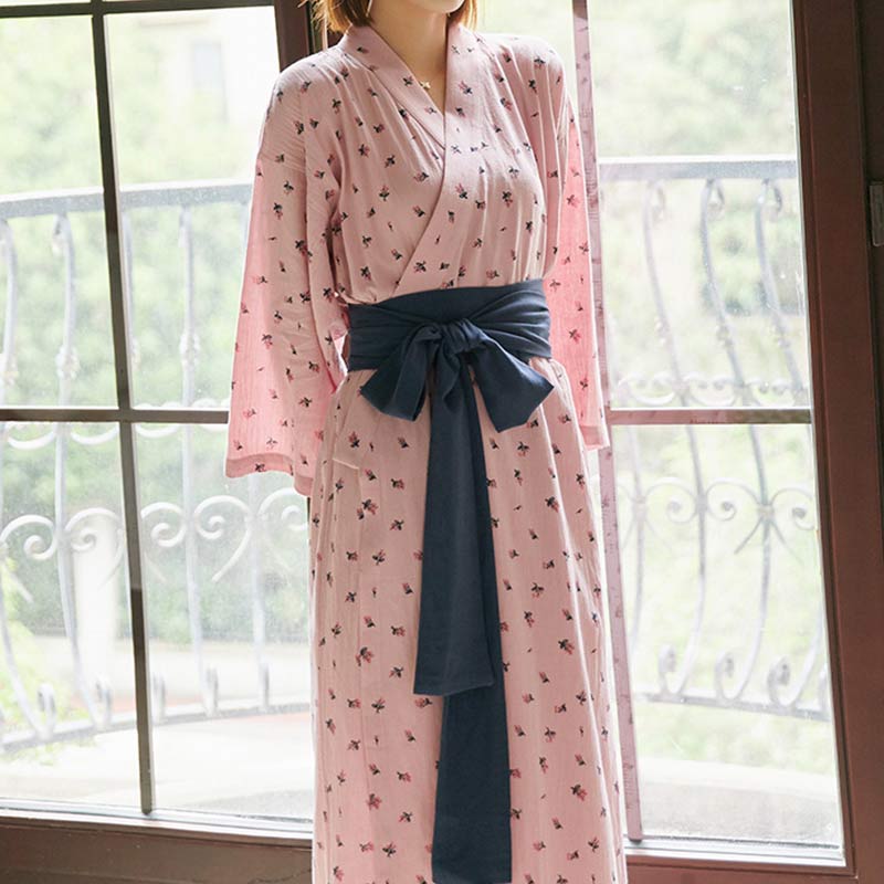 Flower Bowknot Lace Up Pajamas