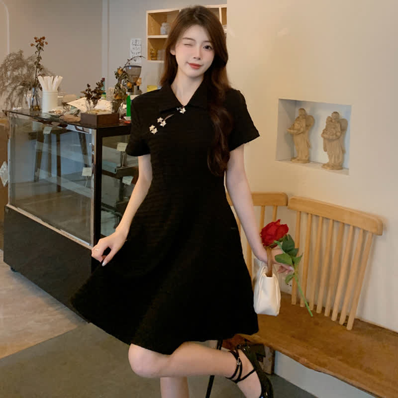 Robe cheongsam élégante à revers noirs en forme de A