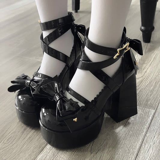 Lolita Schuhe mit hohen Absätzen und Schleife und Sternschnalle