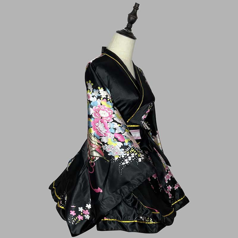 Kimono-Kostüm mit Vintage-Blumen-Print