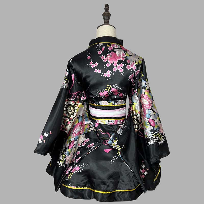 Kimono-Kostüm mit Vintage-Blumen-Print