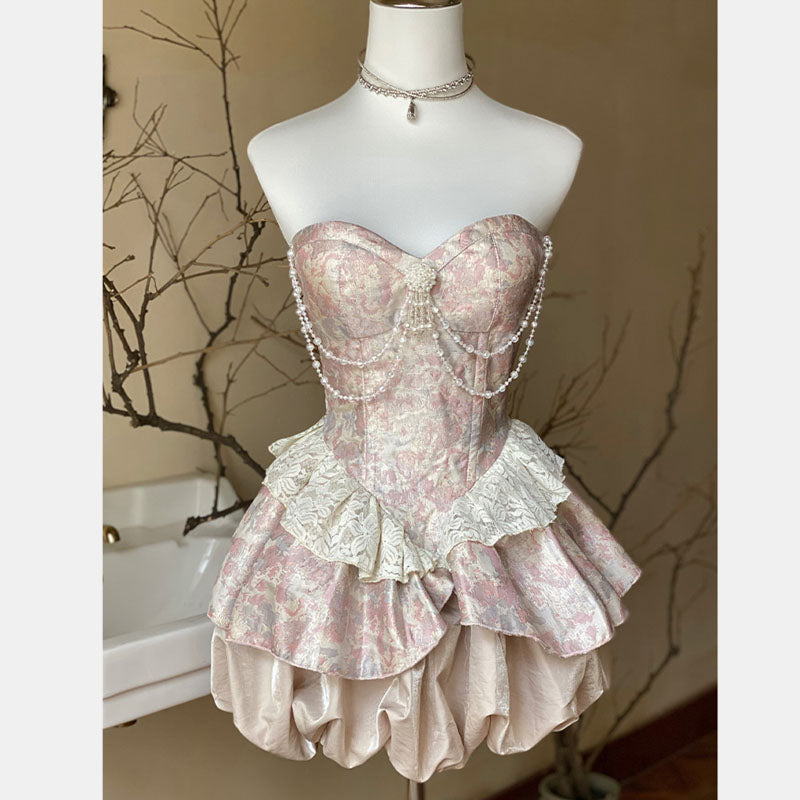 Robe mini élégante de princesse à épaules dénudées en dentelle et perles