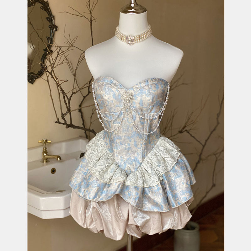 Robe mini élégante de princesse à épaules dénudées en dentelle et perles