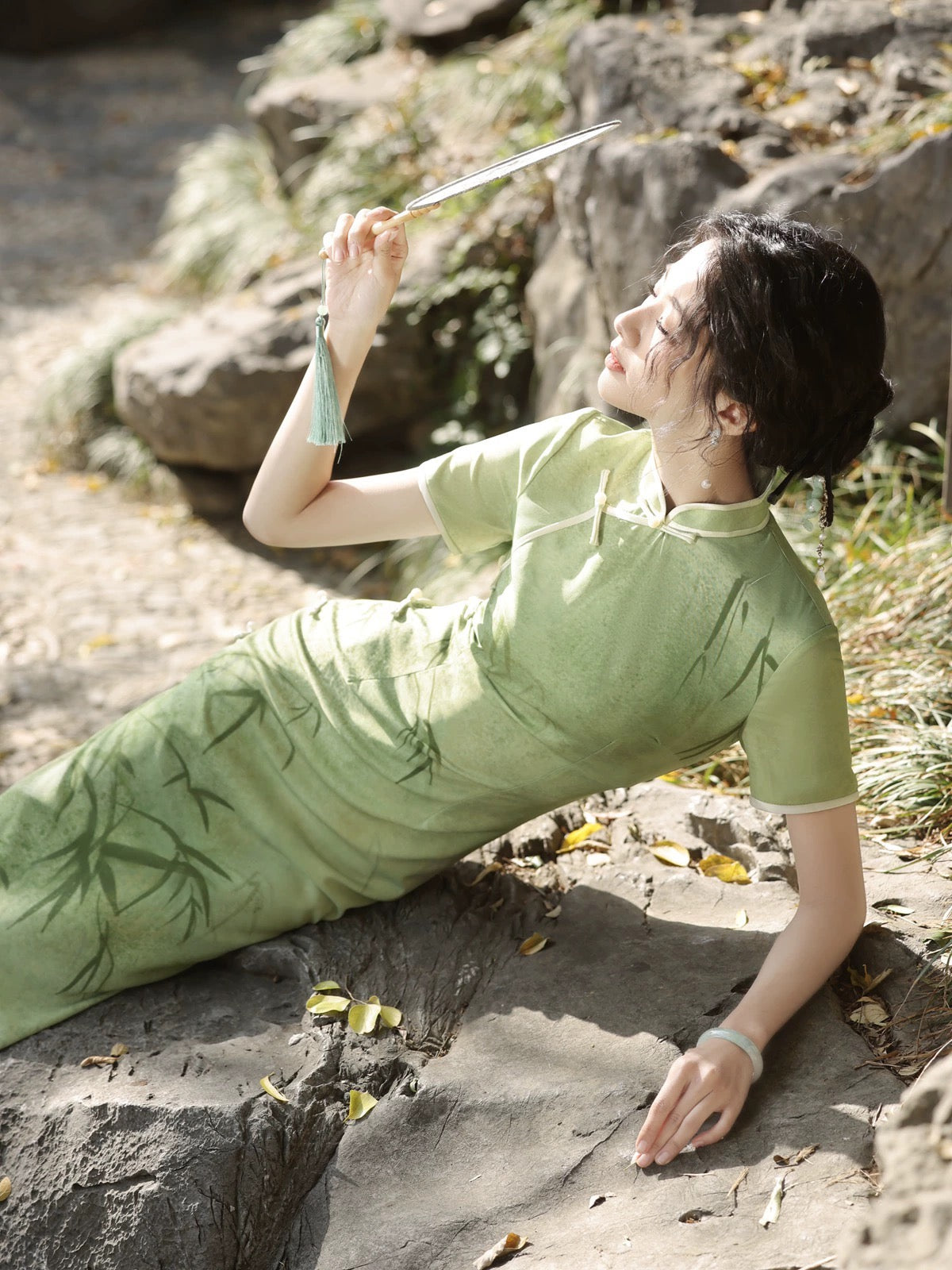 Robe cheongsam en bambou vert