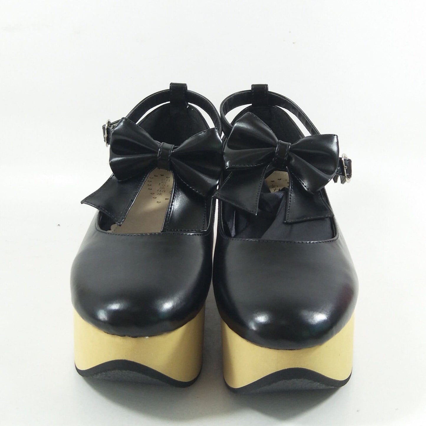 Made Custom Horse SP168075 Wooden Black Shoes