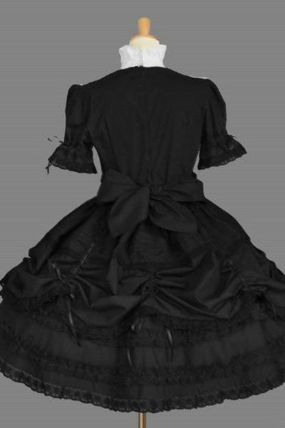 Black and White Multi-Layer Gothic Lolita Dress with Bowknot and Ruffled Collar