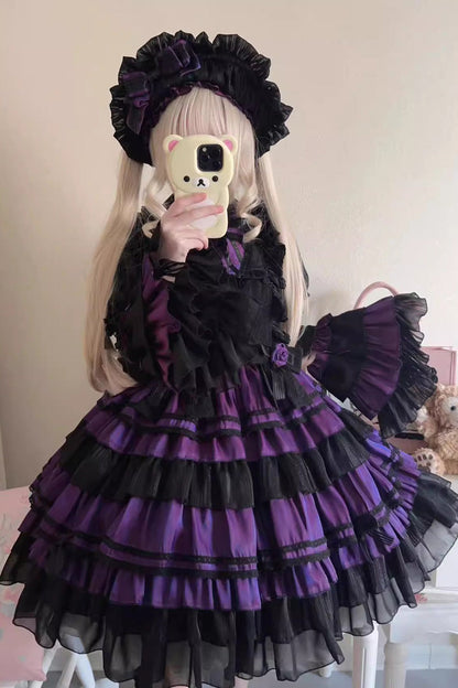 Black/Purple Gothic Lolita Trumpet-Sleeved Multi-Layered Ruffle Lace-Up Dress