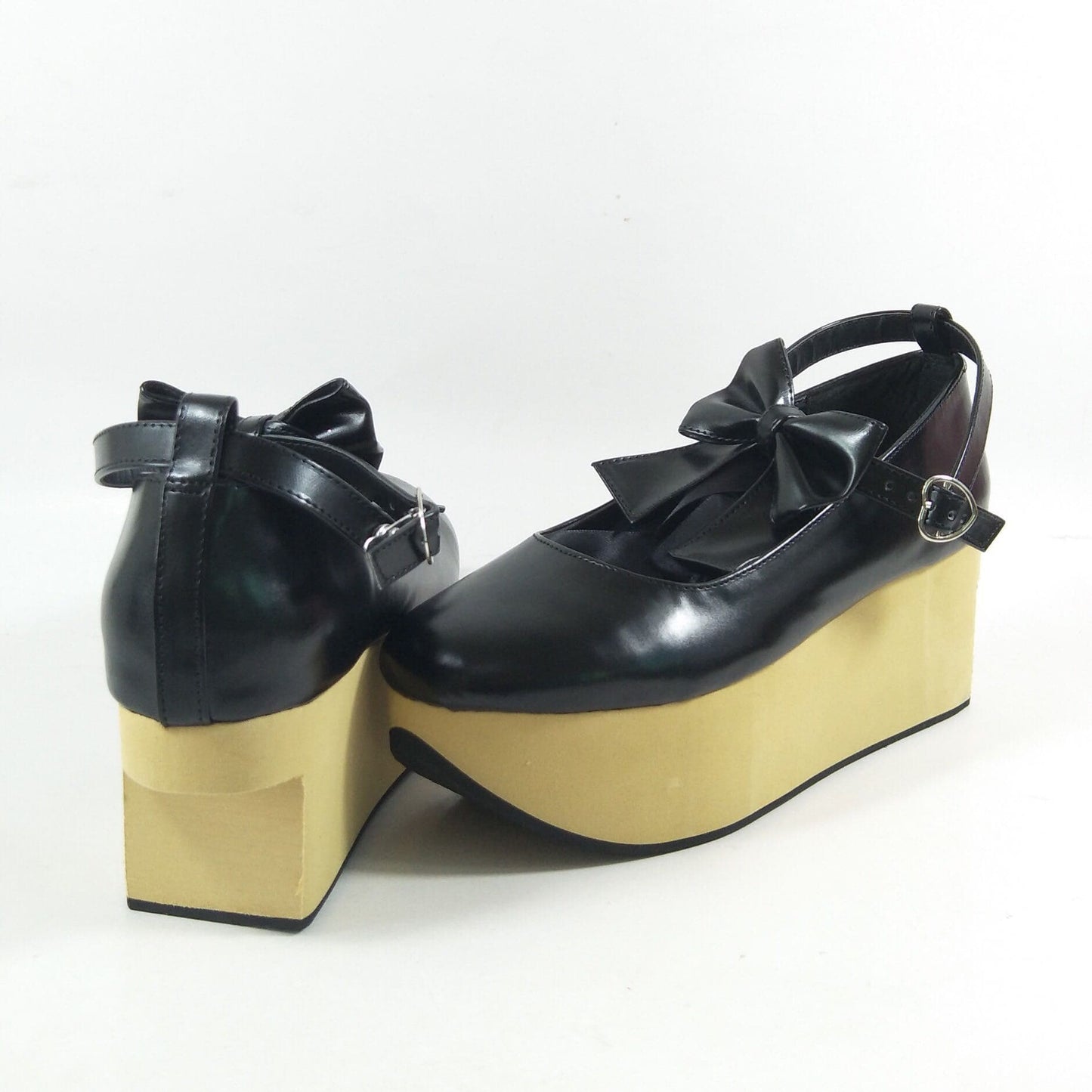 Made Custom Horse SP168075 Wooden Black Shoes