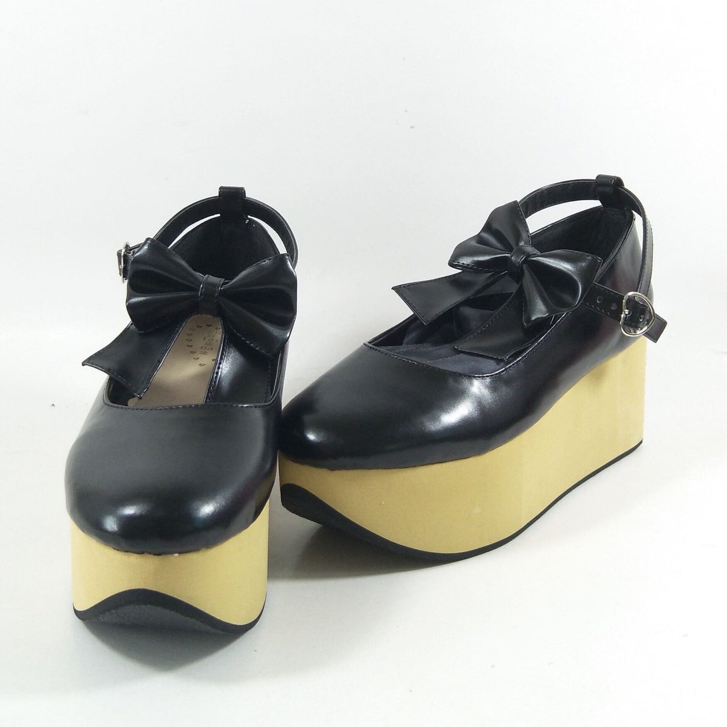 Made Custom Horse SP168075 Wooden Black Shoes