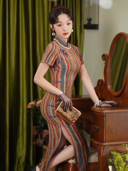 Bunter Streifen Cheongsam