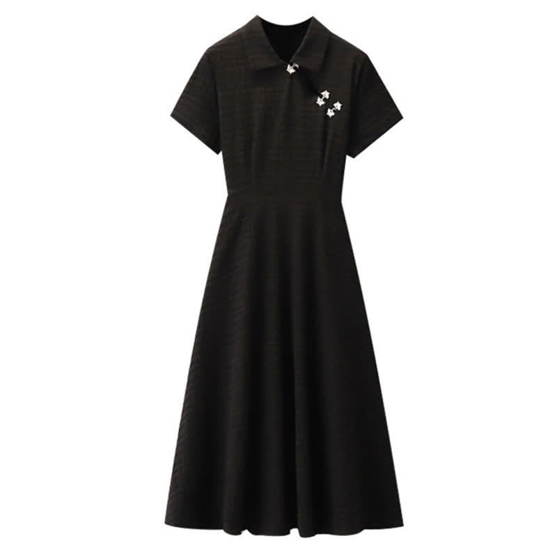 Robe cheongsam élégante à revers noirs en forme de A