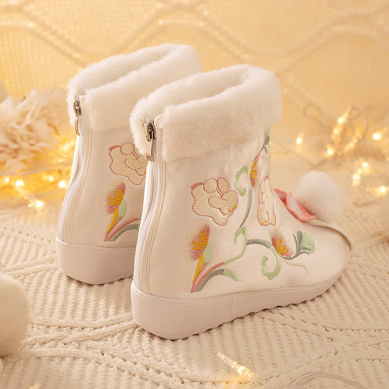 Bottes en peluche avec broderies vintage en forme de lapin 