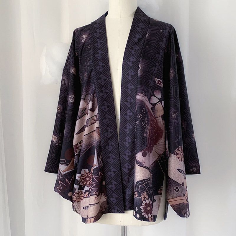 Strickjacke mit Kimono-Oberbekleidung im Vintage-Anime-Print