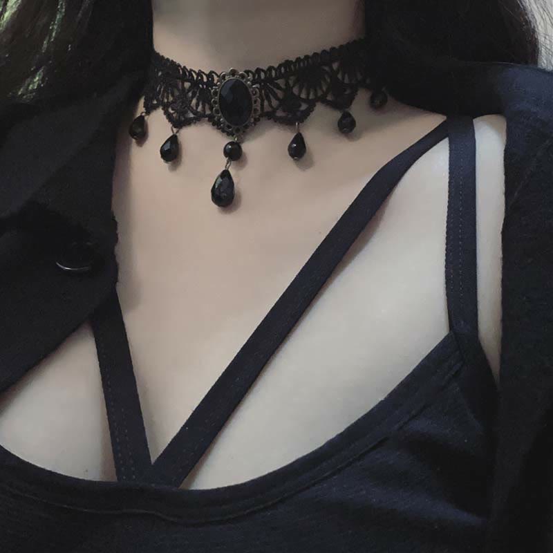 Collier ras du cou gothique punk rétro en dentelle et cristal Lolita