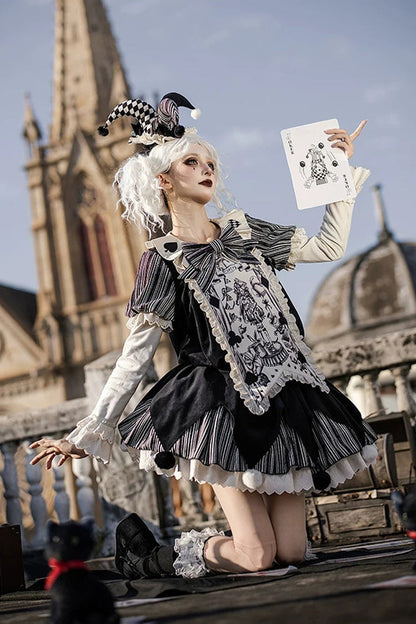 Letters and Poems Doll Mask Poker Clown Long Sleeves Ruffled Bow Gothic Lolita Dress Set