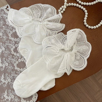 Black/White Calf Socks with White Floral Pattern Lace Trim