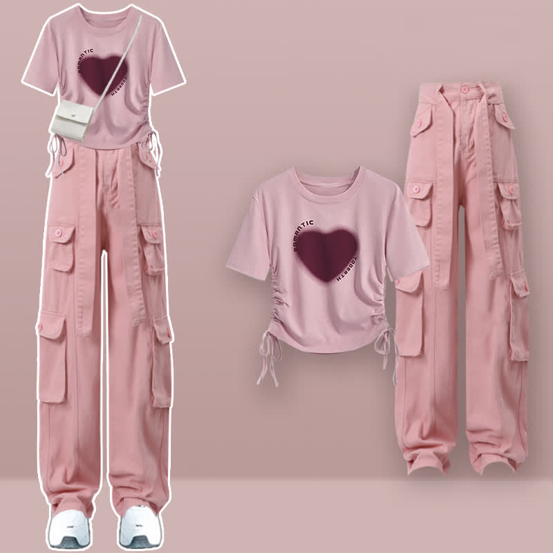 T-shirt court imprimé cœur rose Pantalon cargo rose