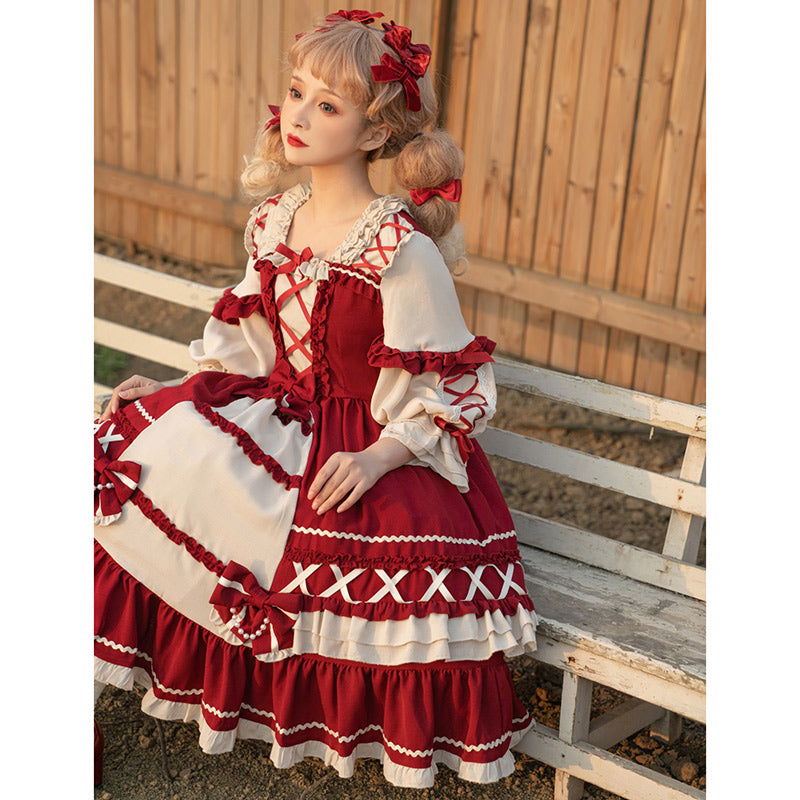 Robe Lolita à lacets avec nœud rouge et décoration