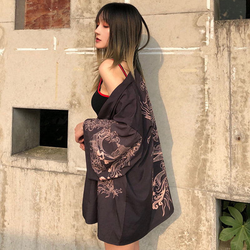 Kimono à imprimé dragon mystérieux