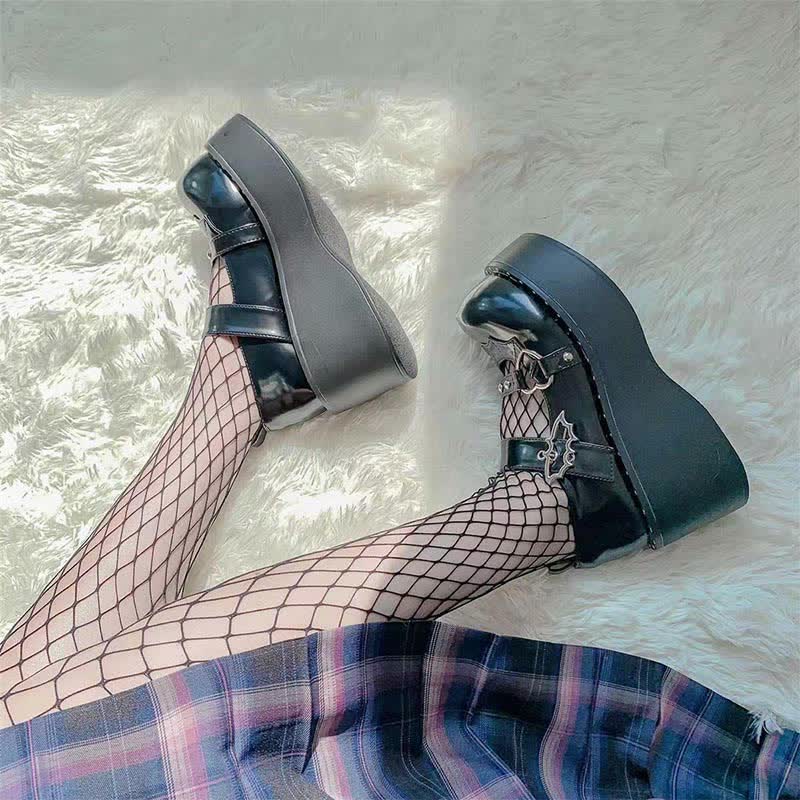 Chaussures Mary Janes Lolita à plateforme avec boucle en forme de cœur et chauve-souris punk gothique