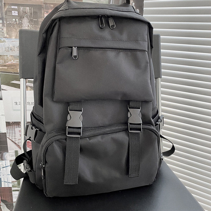 Lässiger schwarzer Freizeitrucksack in reiner Farbe