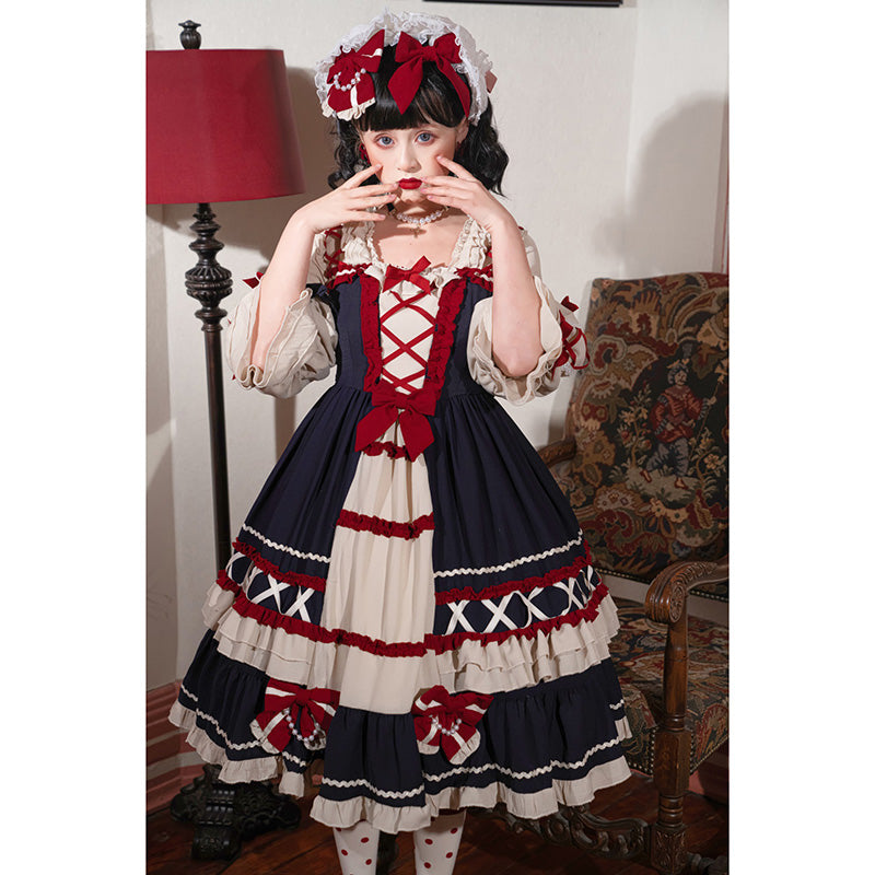 Robe Lolita à lacets avec nœud rouge et décoration