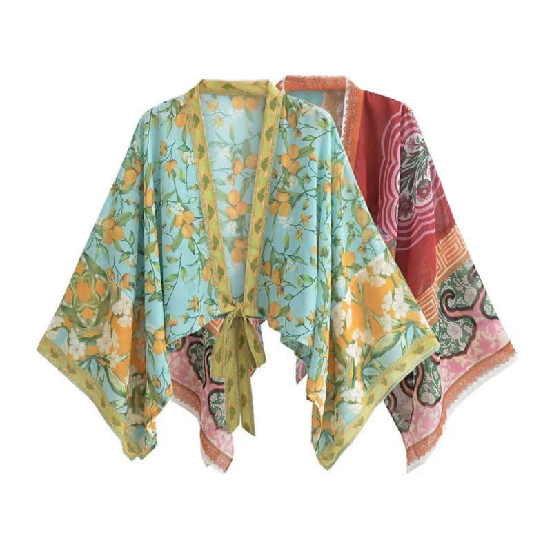 Kimono-Oberbekleidung mit Schnürung und Boho-Print