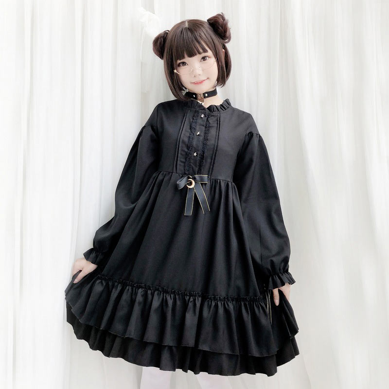 Robe boutonnée noire gothique Darkness Star